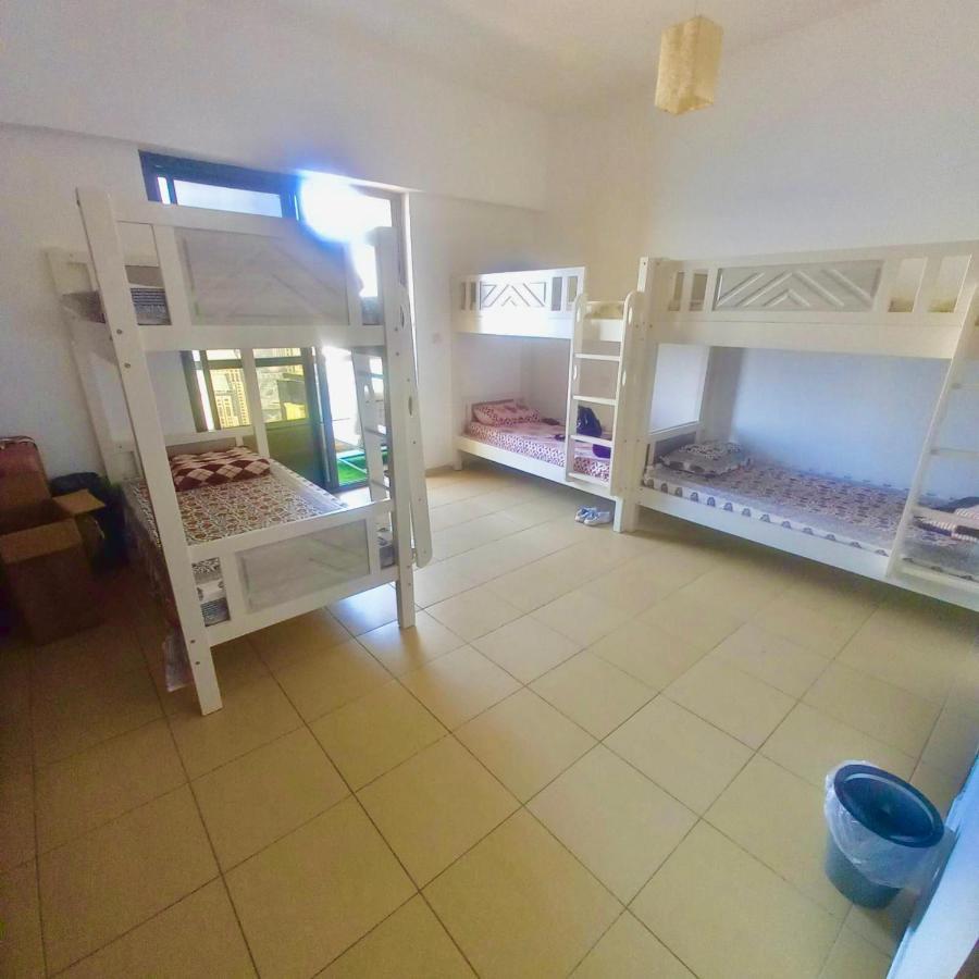 Dubai Eye Hostel Ngoại thất bức ảnh
